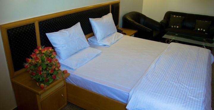 Oyo 539 Hotel Pearl Inn Bangalore Eksteriør billede
