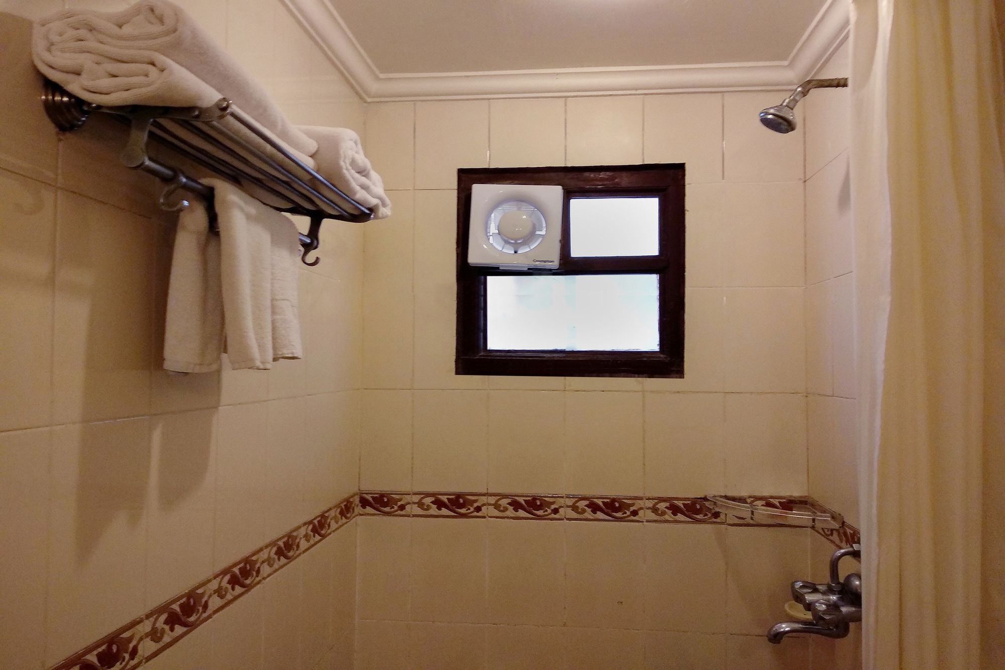 Oyo 539 Hotel Pearl Inn Bangalore Eksteriør billede